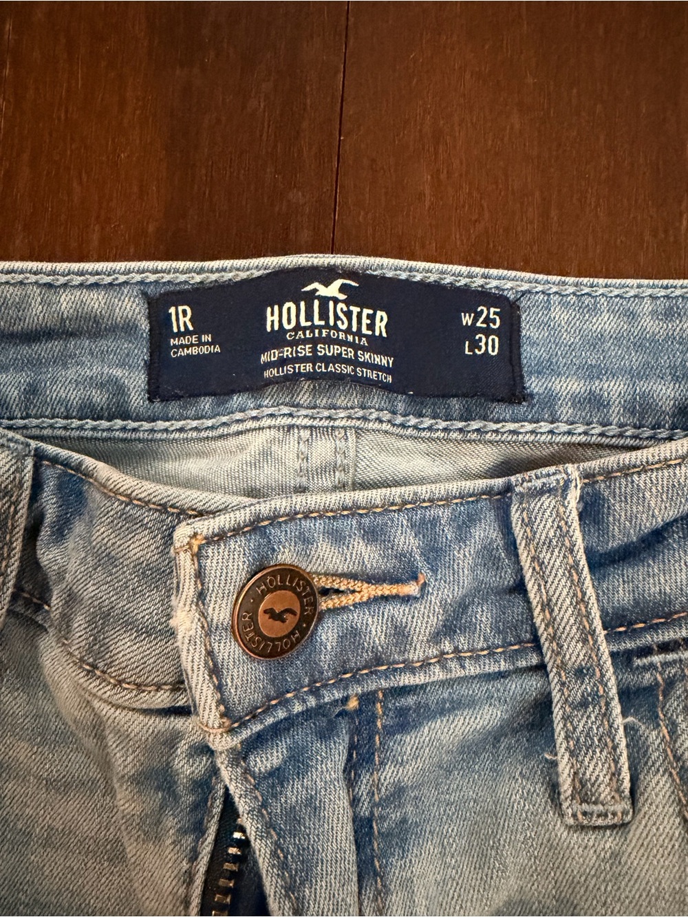 ๐๐๐3 Pairs of Jeans! Hollister Skinny Jeans sz 1 (25) - Picture 1 of 9